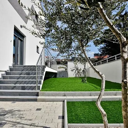 Jela Ferienhaus Zadar